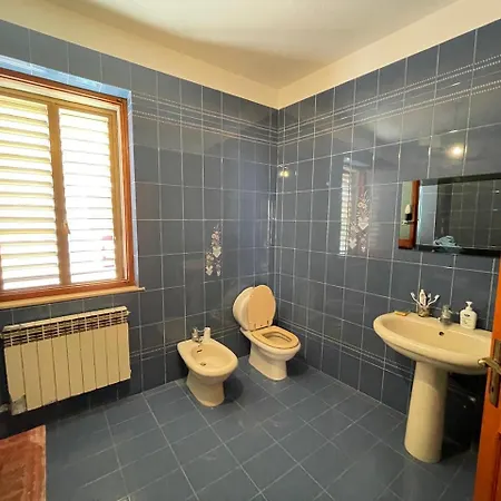 Vista Mare A Дом отдыха *